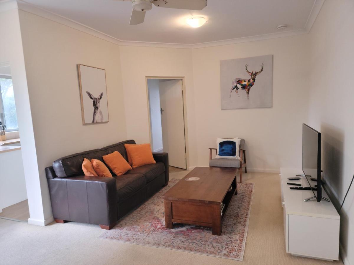 Close To The Famous Bondi Beach In Australia Sidney Exterior foto